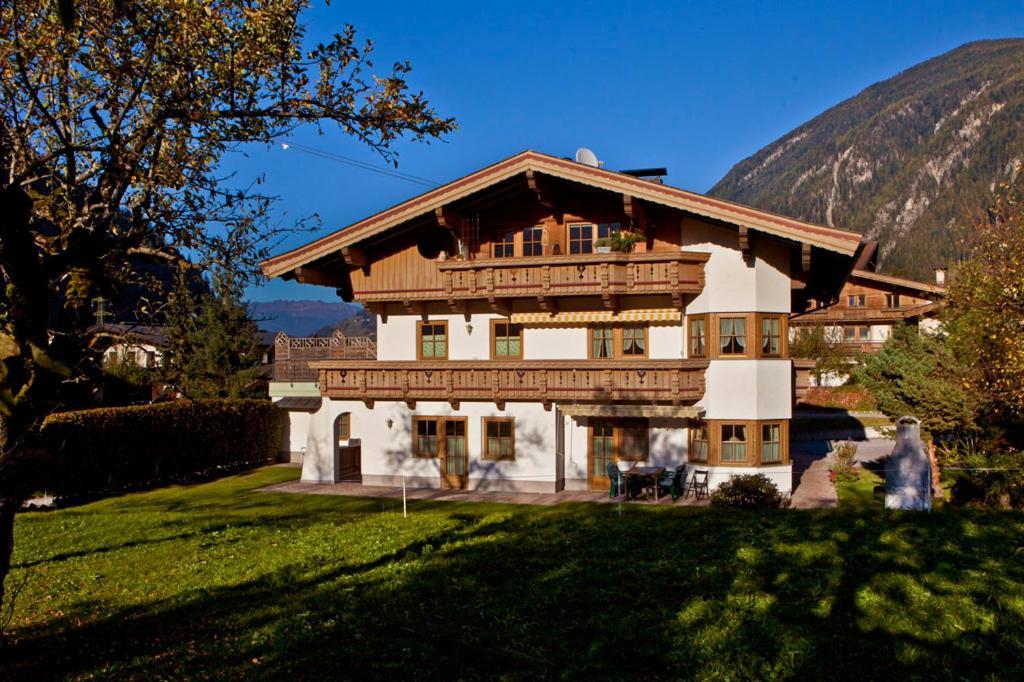 Landhotel Rauchenwalderhof Майрхофен Экстерьер фото