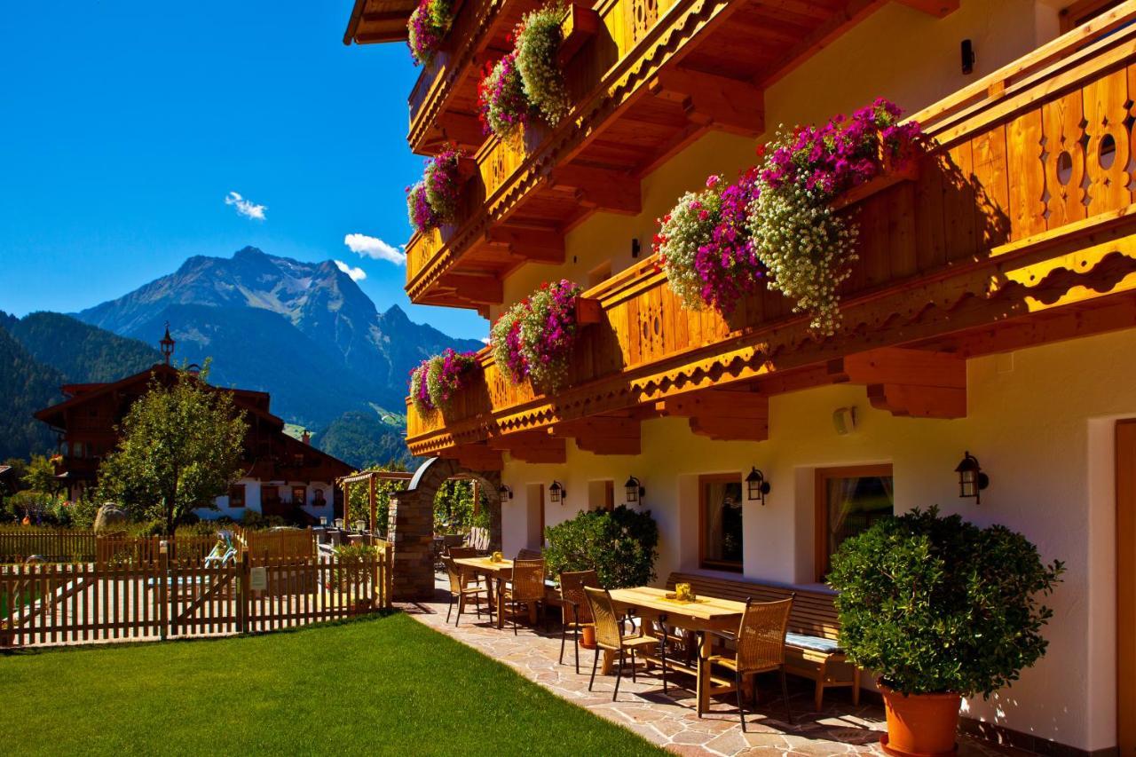 Landhotel Rauchenwalderhof Майрхофен Экстерьер фото