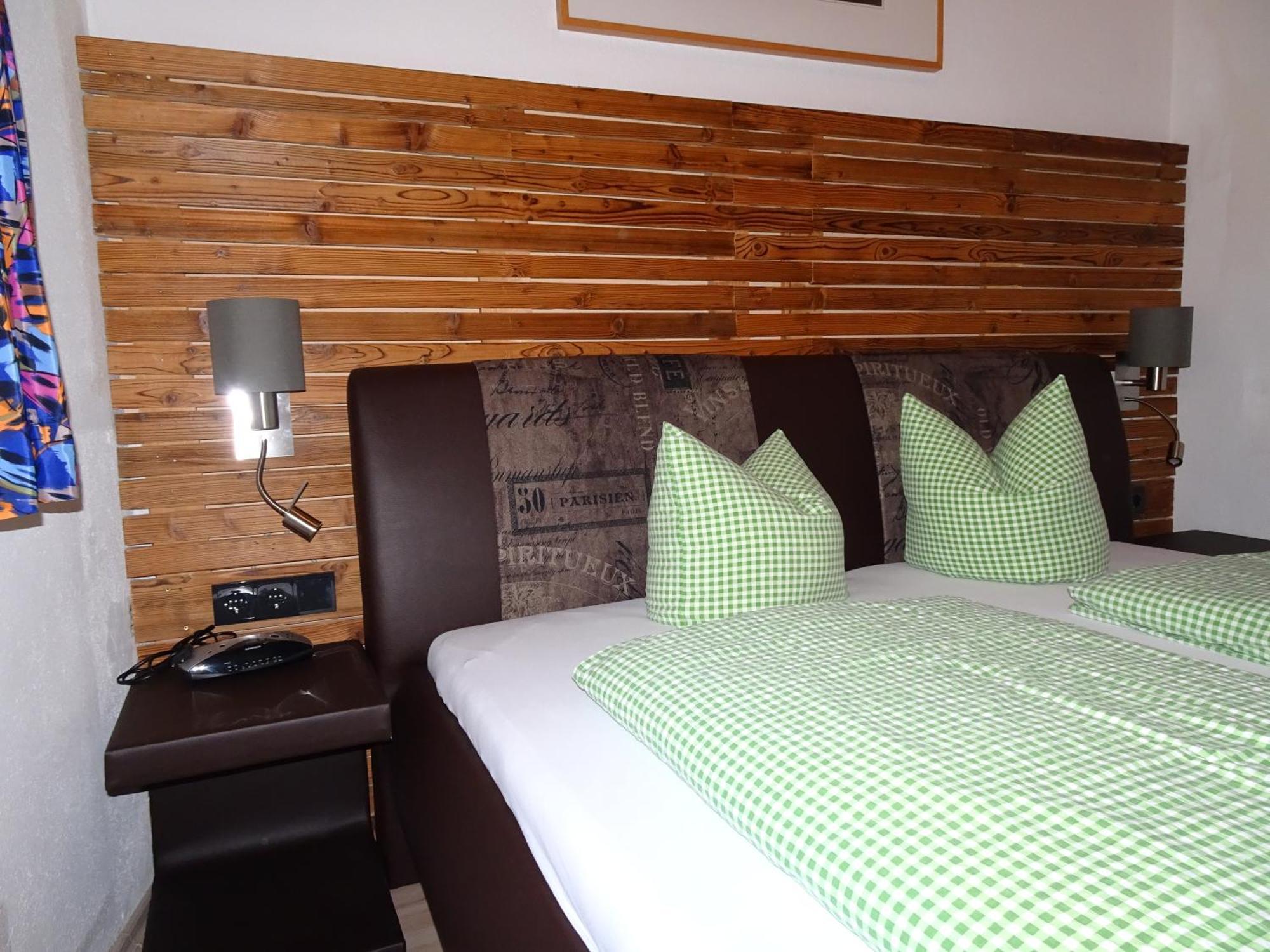 Landhotel Rauchenwalderhof Майрхофен Номер фото
