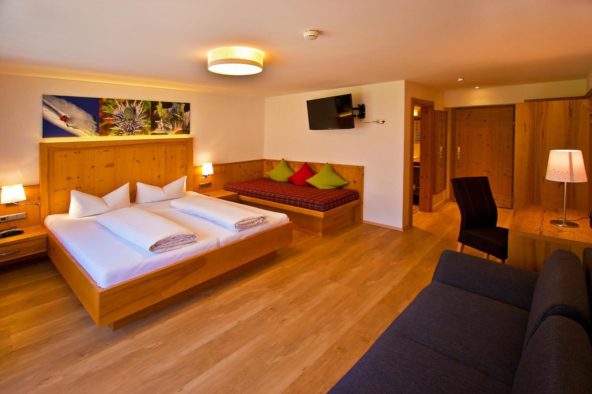 Landhotel Rauchenwalderhof Майрхофен Экстерьер фото